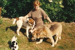 Bonzo, Antea i mačka Helga s uskoro bakom Vericom devedesetih godina